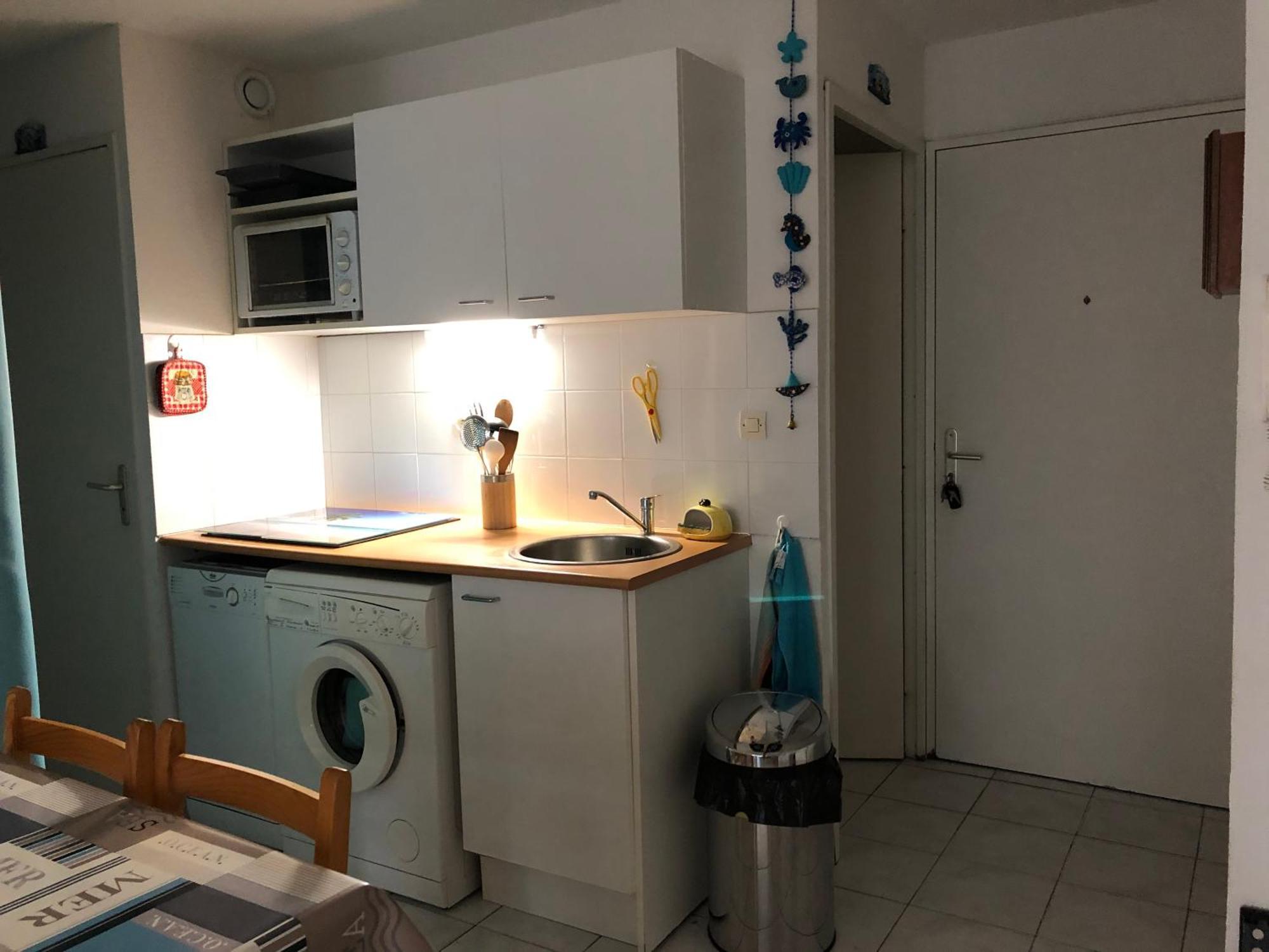 Coquet T2, Quartier Des Quilles, Climatise, 300M Des Plages Sete Exterior photo